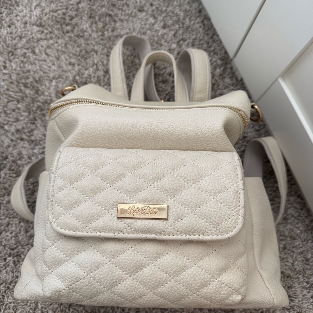 Diaper bag - Picture 2 of 10